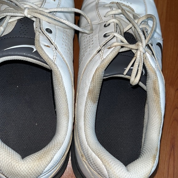 Nike men’s white and black golf shoes Size 11W main image 9